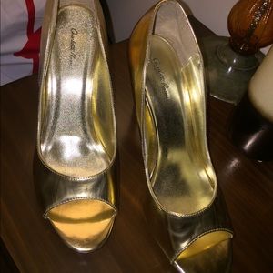 Charlotte Russe Gold Heels NWOT
